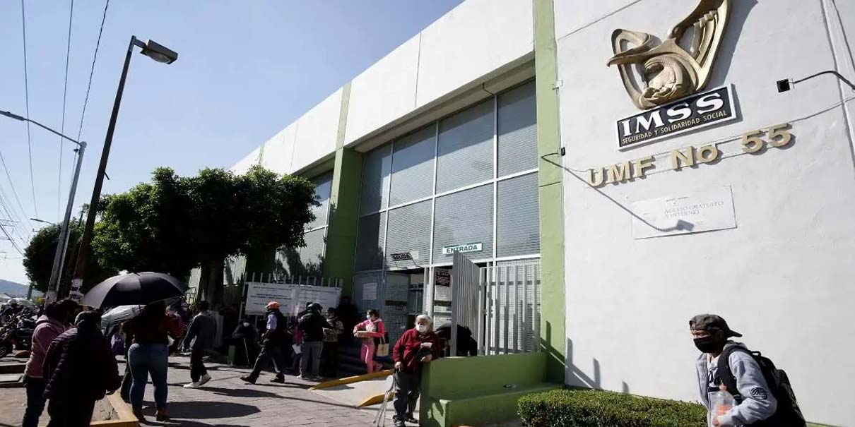 Balean a hombre en Puebla tras intento de compra de moto frente al IMSS de Amalucan
