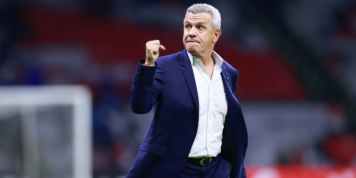 Valencia busca entrenador: Javier Aguirre en la agenda