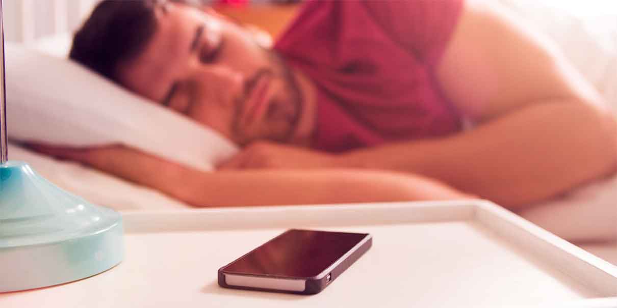 celular al despertar