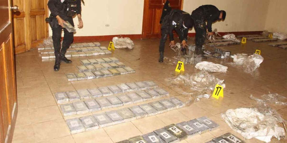 Incautan en Guatemala lujoso 'narcojet' con cocaína; se relaciona al CJNG