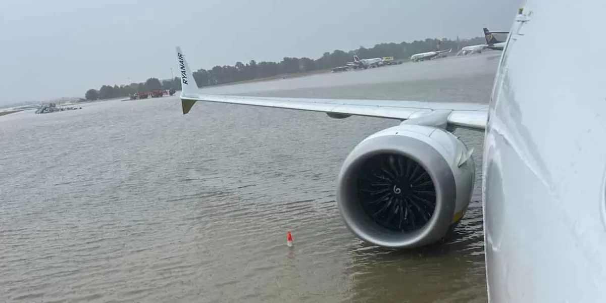 Inundaciones paralizan el aeropuerto de Palma de Mallorca en España