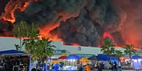 Incendio en la Feria Tabasco 2026 deja cinco muertos: así ocurrió la tragedia en la Nave 1