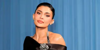 Kylie Jenner revela su rutina contra la celulitis: colágeno, suplementos y tratamientos